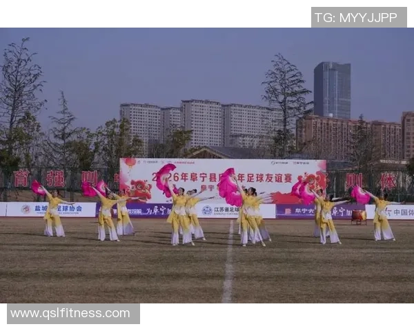 围绕体育赛事展现团队拼搏精神与观众激情互动的精彩对决盛况报道