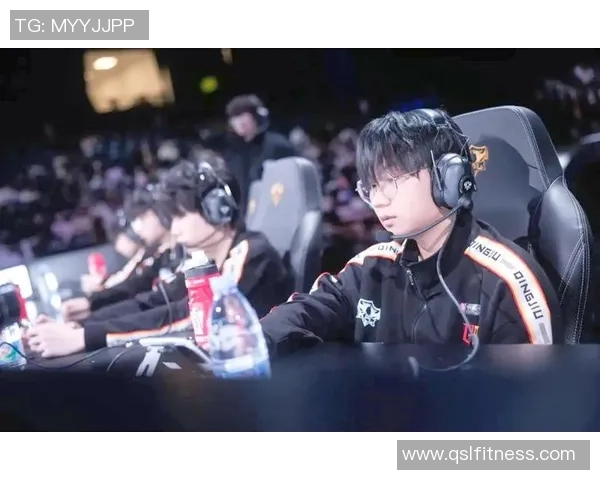 情久电子竞技俱乐部：打造顶级电竞平台助力年轻玩家成长与突破